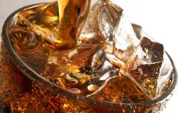 Chuyện gì xảy ra nếu bạn uống nhiều Coca?