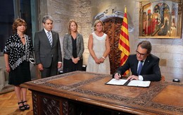 Vì sao EU "phát sốt" khi vùng Catalonia tiếp tục đòi ly khai khỏi Tây Ban Nha?