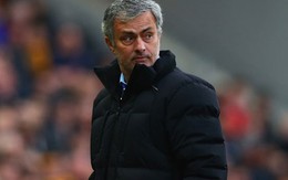 Mourinho bất ngờ đòi "tắm ao ta"