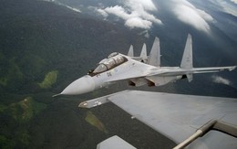 Phi công lái "bại tướng" F-15 ca ngợi Su-30MKM hết lời