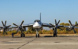 “Pháo đài bay” B-52 và “gấu” Tu-95: Nếu so găng ai sẽ thắng?