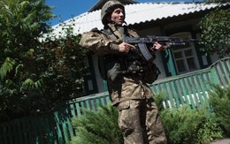 Ukraine tuyên bố bắt được quân nhân Nga chở vũ khí ở miền Đông