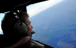 Australia tự tin "đang tìm đúng khu vực máy bay MH370 rơi“