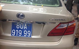 Lexus tiền tỷ bị tạm giữ vì nghi đeo biển xanh giả