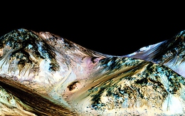 NASA công bố tìm thấy nước ở dạng lỏng trên Sao Hỏa