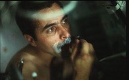 Chùm ảnh chưa từng được công bố của NASA về Mặt trăng