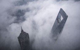 7 ngày qua ảnh: Nhà chọc trời Thượng Hải bao phủ trong mây