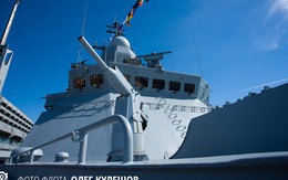ẢNH: "Zoom" vũ khí trên hộ tống hạm mạnh nhất của Hải quân Nga