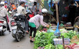 Nắng nóng: Gái sang chảnh thuê người đi chợ