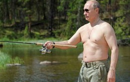 Tiết lộ lý do đằng sau những bức ảnh "ngực trần" dân dã của Putin