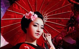 Hot girl HV Ngoại giao hóa thân thành nàng geisha Nhật