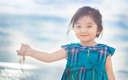Dân mạng Việt "chao đảo" bởi nụ cười thiên thần của cô bé 4 tuổi
