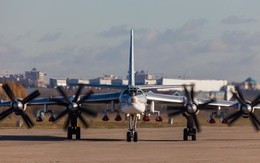 Máy bay ném bom Tu-95MSM gây sốc với tên lửa hành trình Kh-101