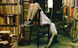 5 cách níu kéo tình yêu ngu ngốc nhất mọi thời đại của con gái