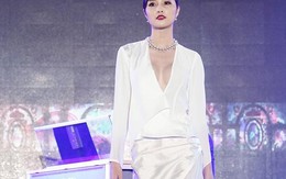 Hoa hậu Triệu Thị Hà ăn mặc táo bạo