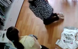 Hà Nội: Bị bắt tại trận khi ăn trộm iPhone, "nữ đạo chích" sợ đến mức tiểu ra quần