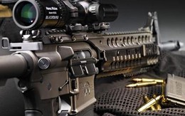 Xem AK-47 “đọ sức” cùng AR-15 về độ sát thương