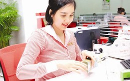 Lương ngành ngân hàng dù giảm nhưng vẫn ở “chiếu trên”