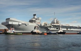 Vì sao siêu tàu sân bay HMS Queen Elizabeth trì trệ?