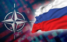 Không thể cứ "đu dây" mãi, Serbia sẽ theo Nga hay về NATO?