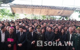 Hàng nghìn người về dự lễ truy điệu ông Nguyễn Bá Thanh