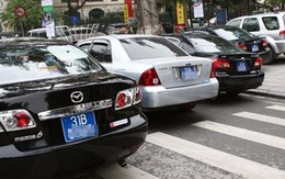 Thứ trưởng đi taxi, xe ôm đến "trông không được đẹp"