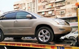 Giây phút hãi hùng của cặp đôi lĩnh trọn ca axít khi ngồi trên xe Lexus