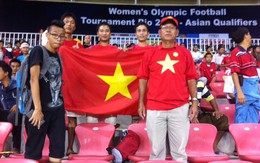 Cảm động tình yêu bóng đá Việt của mẹ con người... Myanmar