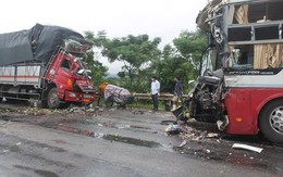 Kinh hoàng tai nạn ở Thanh Hóa, 6 người chết nhiều người bị thương