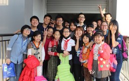 Hà Nội: Ngạc nhiên với lớp học do học sinh cấp 3 đứng giảng