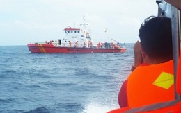 Đang tìm kiếm 7 thuyền viên mất tích trên vùng biển Bình Thuận