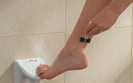 Phát minh cho nhà vệ sinh: Giá đỡ cạo lông chân