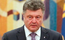 Bình luận viên Mỹ: Tổng thống Poroshenko là “công cụ của Mỹ” ở Ukraine