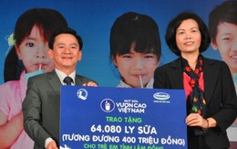 Quỹ sữa “Vươn cao Việt Nam” mang Tết Trung thu đến trẻ em nghèo