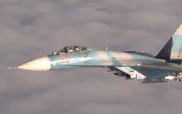 [VIDEO] Su-27 Nga chặn máy bay tuần thám P-3 Orion
