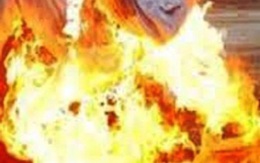 Vợ bị xăng 'thiêu' chết, chồng bị thương