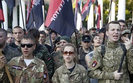 Ukraine: Right Sector dọa điều toàn bộ quân tới uy hiếp Kiev