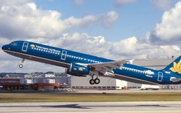 Máy bay Vietnam Airlines chở 141 hành khách hạ cánh khẩn cấp