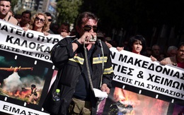 Châu Âu lại đối mặt với "ngòi nổ khủng hoảng Hy Lạp"
