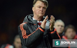 Động thái bất ngờ của Van Gaal trước derby Manchester