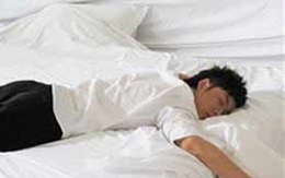 Tư thế ngủ dễ gây đột tử khi quá chén