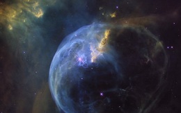 NASA chia sẻ hình ảnh đáng kinh ngạc của Bubble Nebula mừng sinh nhật 26 kính thiên văn Hubble