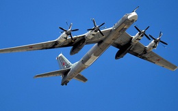 Oanh tạc cơ Tu-95MSM bay 11.000 km tấn công khủng bố