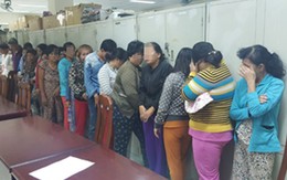 Đột kích sòng bạc trong xưởng nhang, bắt 25 “quý bà"