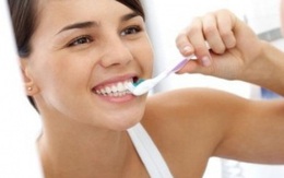 Đánh răng ngay sau khi ăn - thói quen cần bỏ