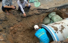 Vỡ đường ống, trung tâm Sài Gòn bị cúp nước