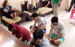 Đọc “mật khẩu” để vào sòng bạc của ông trùm trốn lệnh truy nã