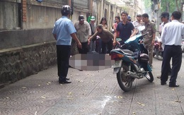 Thanh niên cầm dao đâm bạn gái rồi tự sát giữa Sài Gòn