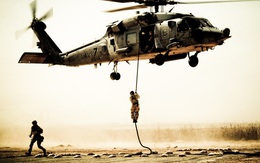 Uy lực trực thăng đáng sợ “Diều hâu đen” UH-60 của Mỹ