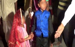 Đám cưới của cặp vợ chồng "trẻ con" gây sốc tại Ấn Độ